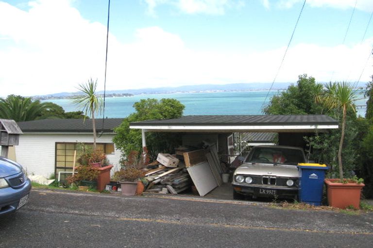 Photo of property in 36 Tizard Road, Birkenhead, Auckland, 0626