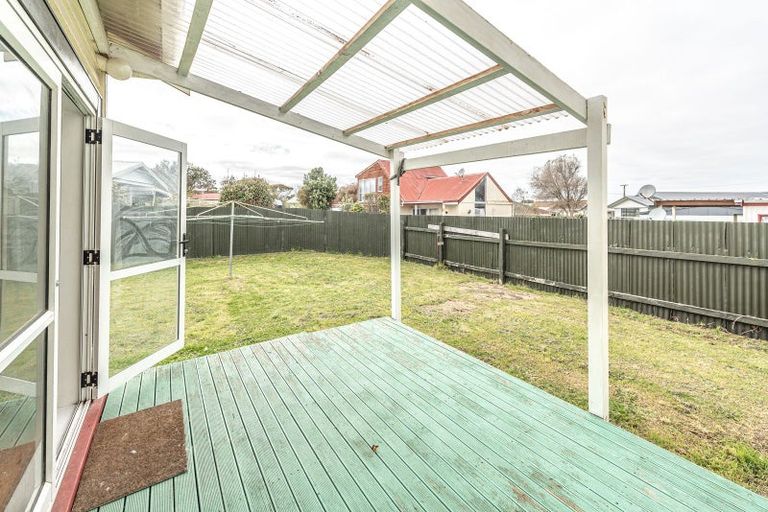 Photo of property in 184 Cornfoot Street, Castlecliff, Whanganui, 4501