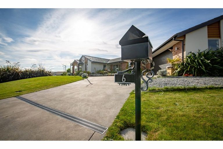 Photo of property in 6 Te Waihora Street, Pegasus, 7612