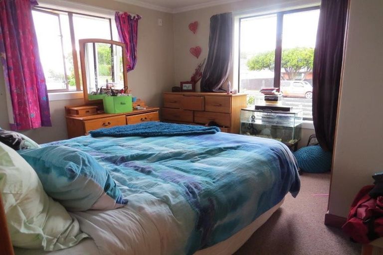 Photo of property in 104 Heywood Street, Grasmere, Invercargill, 9810