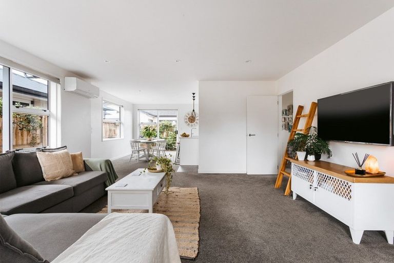 Photo of property in 17 Marion Crescent, Papamoa Beach, Papamoa, 3118