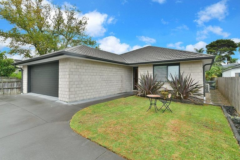 Photo of property in 27 The Circle, Manly, Whangaparaoa, 0930