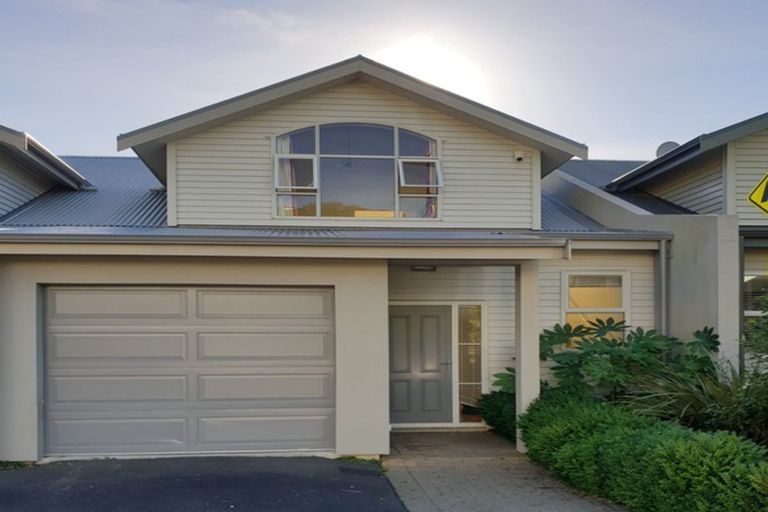 Photo of property in 12 South Karori Road, Karori, Wellington, 6012