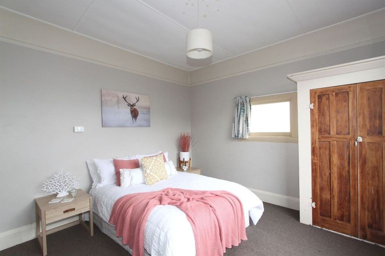 Photo of property in 52 Bowhill Road, New Brighton, Christchurch, 8083