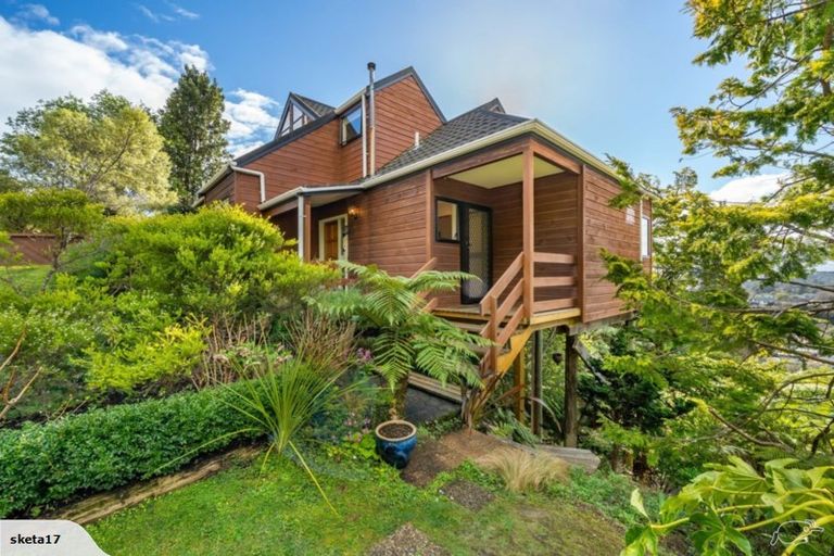 Photo of property in 9 Dunleith Grove, Silverstream, Upper Hutt, 5019