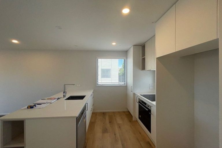 Photo of property in 2/92 Milton Street, Somerfield, Christchurch, 8024