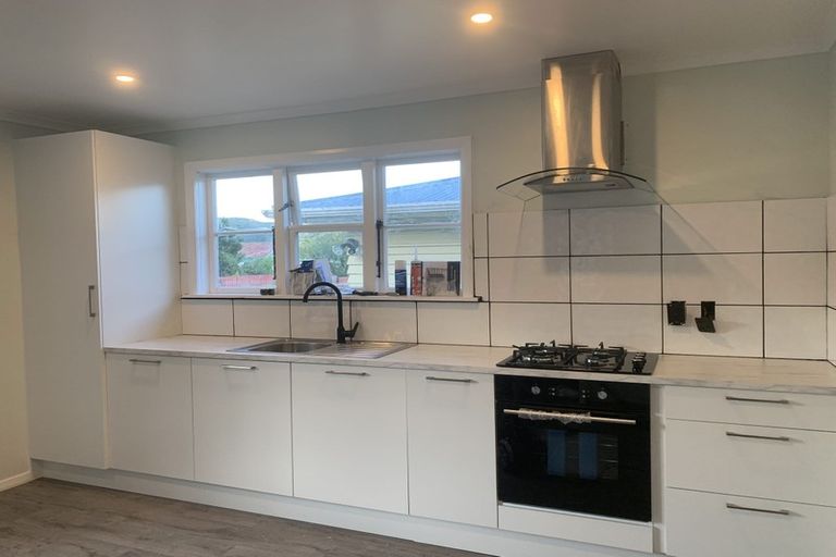 Photo of property in 120 Wainuiomata Road, Wainuiomata, Lower Hutt, 5014