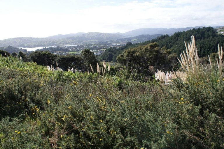 Photo of property in 8 Camber Drive, Whitby, Porirua, 5024