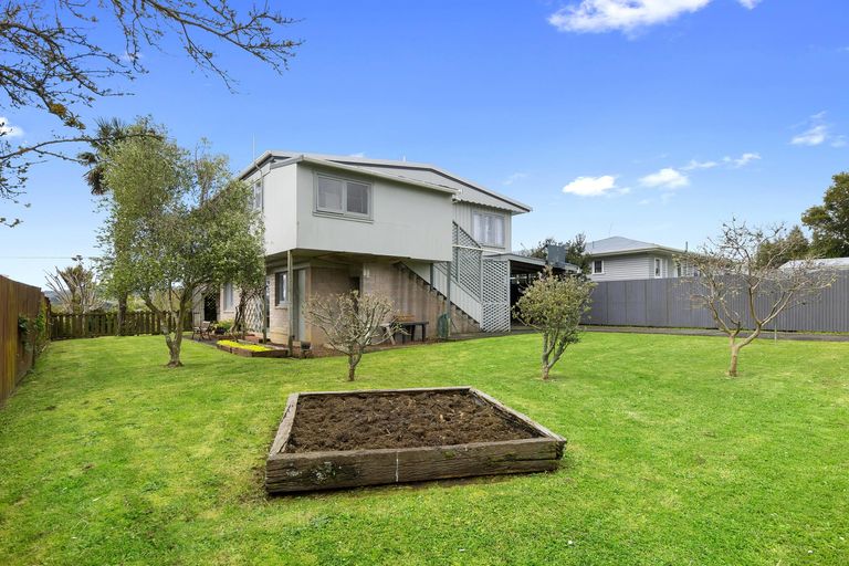 Photo of property in 57 Sherwood Road, Onerahi, Whangarei, 0110