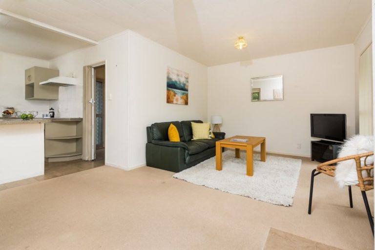 Photo of property in 1/59 Stredwick Drive, Torbay, Auckland, 0630