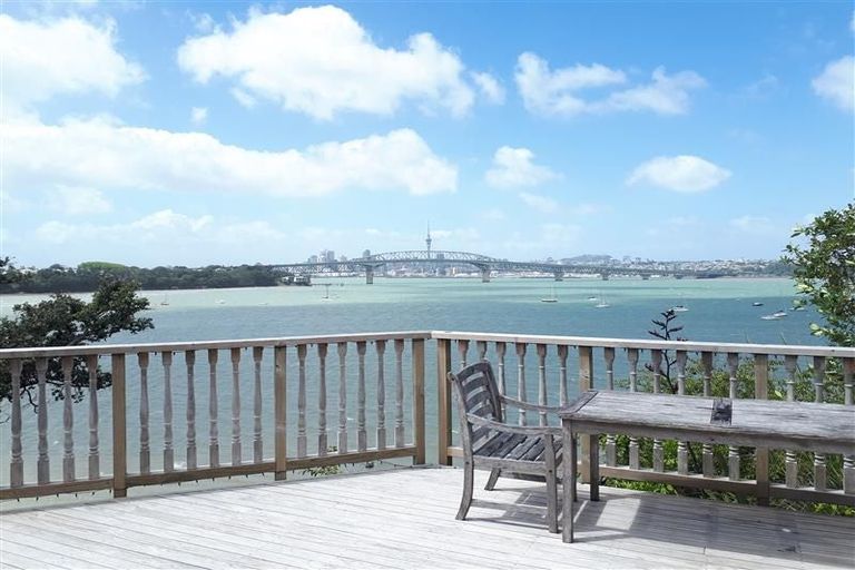 Photo of property in 15-17 Awanui Street, Birkenhead, Auckland, 0626