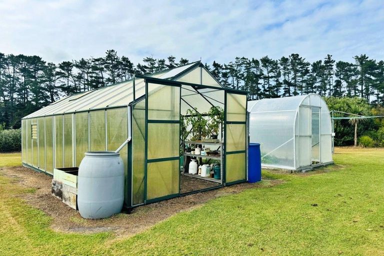 Photo of property in 4037 Far Road North, Pukenui, Kaitaia, 0484