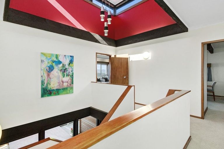 Photo of property in 5 Mataroa Avenue, Northland, Wellington, 6012