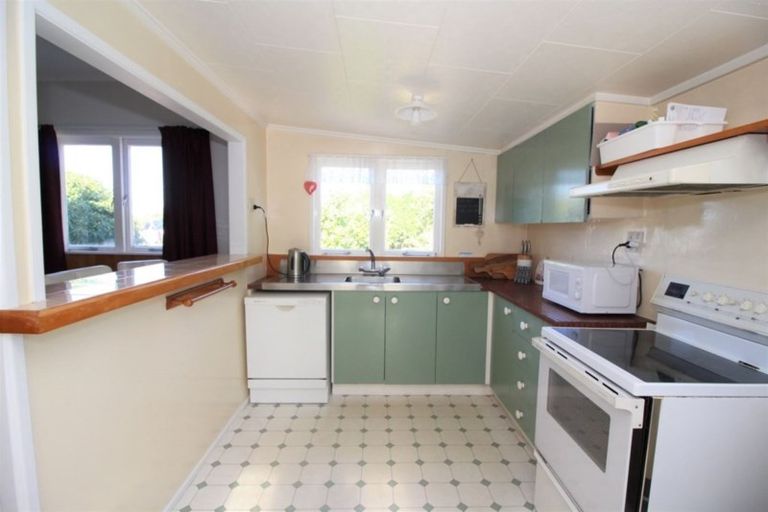 Photo of property in 28 Benella Street, Tokoroa, 3420