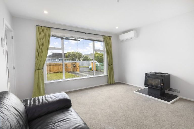 Photo of property in 28 Russell Road, Wainuiomata, Lower Hutt, 5014