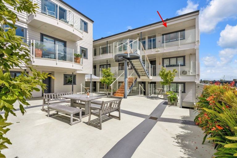 Photo of property in 19/5 Cook Street, Howick, Auckland, 2014