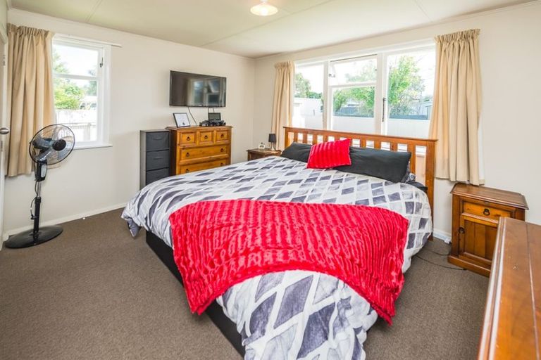 Photo of property in 12 Bignell Street, Gonville, Whanganui, 4501