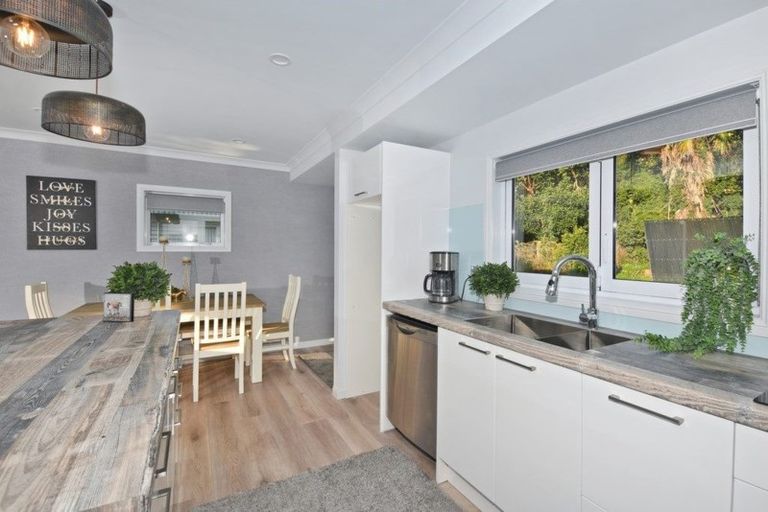 Photo of property in 27 Glendale Road, Woodhill, Whangarei, 0110