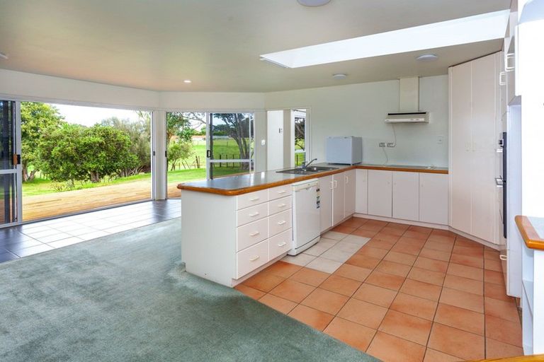 Photo of property in 860 Tiki Sh25 Road, Coromandel, 3506