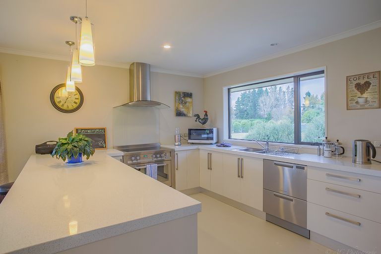 Photo of property in 29 Greig Street, Pleasant Point, 7903