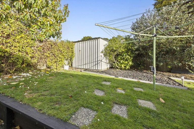 Photo of property in 1 Orlando Close, Frankleigh Park, New Plymouth, 4310