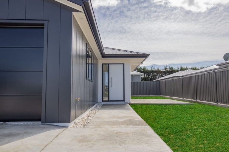 Photo of property in 41 Wai Whatu Street, Meeanee, Napier, 4110