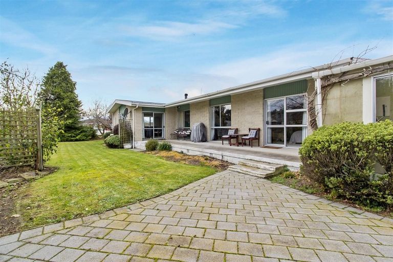 Photo of property in 11 Andrew Street, Waimate, 7924