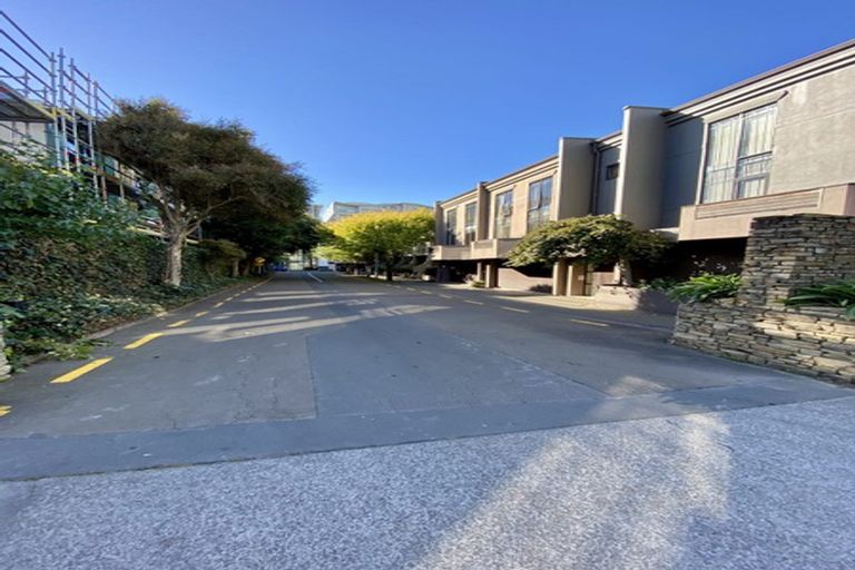 Photo of property in Mendoza Terraces, 9 Ebor Street, Te Aro, Wellington, 6011