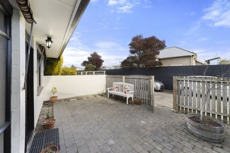 Photo of property in 2/53 Grenville Street, Waltham, Christchurch, 8011