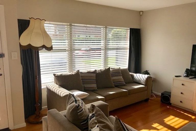 Photo of property in 2/56a Killarney Street, Takapuna, Auckland, 0622