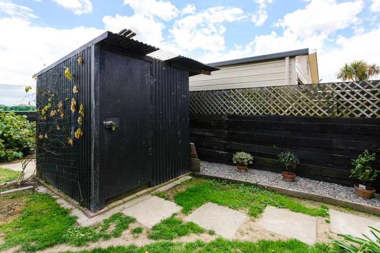 Photo of property in 15a Meadowbrook Drive, Cloverlea, Palmerston North, 4412