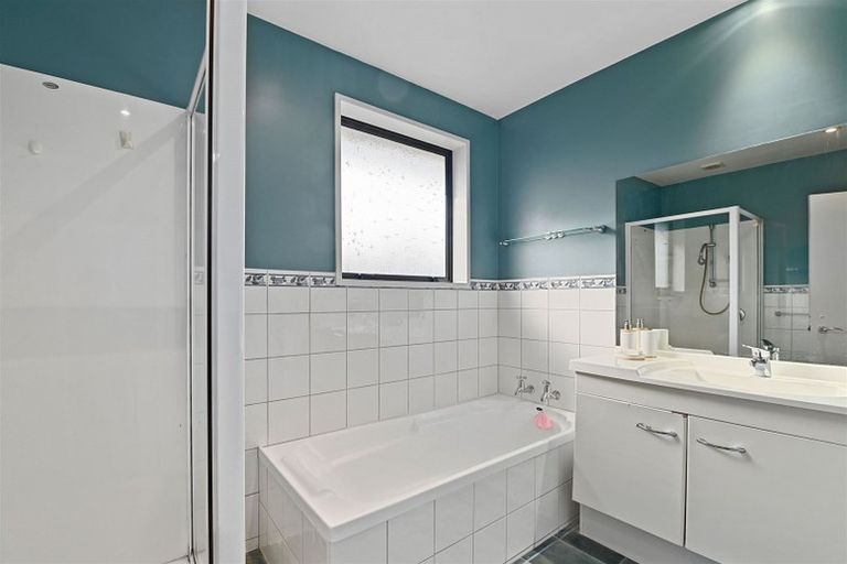 Photo of property in 2/32 Cotswold Avenue, Bishopdale, Christchurch, 8053