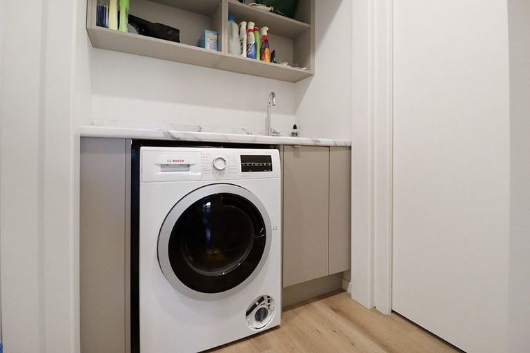 Photo of property in 37 Mcgrath Way, Taita, Lower Hutt, 5011