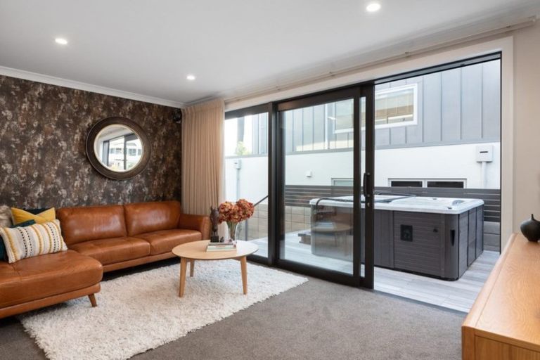 Photo of property in 26 Oceanview Road, Mount Maunganui, 3116