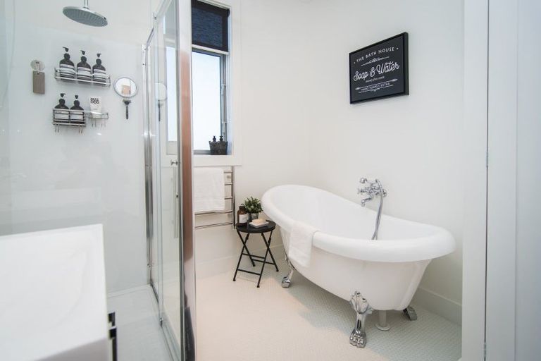 Photo of property in 74 Le Cren Street, Seaview, Timaru, 7910