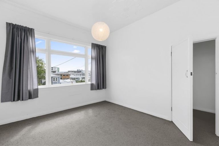 Photo of property in 27 Arlington Street, Mount Cook, Wellington, 6011