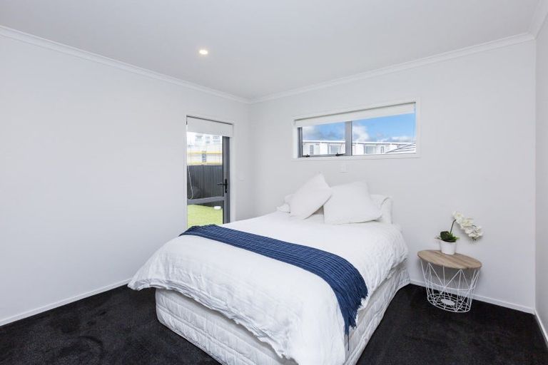 Photo of property in 14 Passchendaele Grove, Trentham, Upper Hutt, 5018