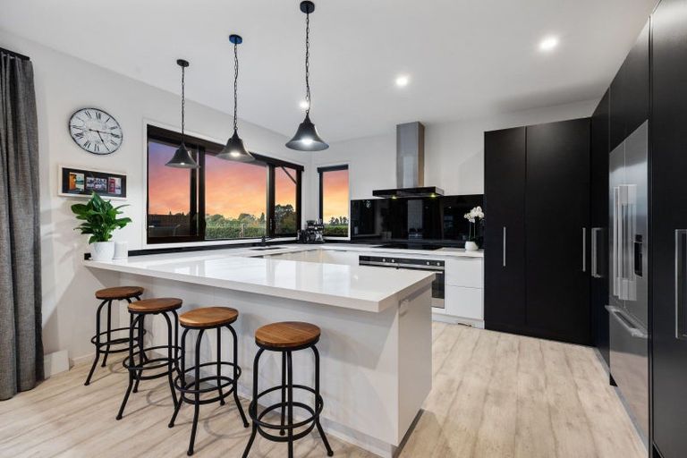 Photo of property in 6 Omapere Lane, Pyes Pa, Tauranga, 3112