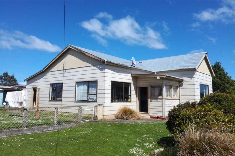 Photo of property in 17 George Street, Otautau, 9610