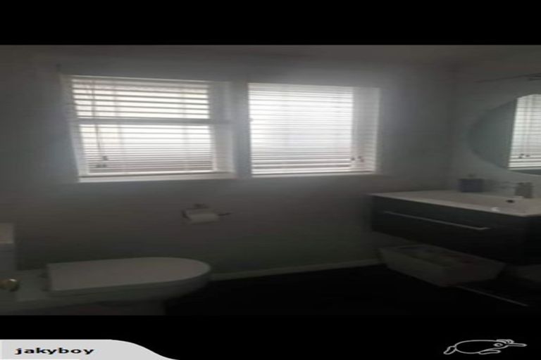 Photo of property in 127 Upper Fitzherbert Road, Wainuiomata, 5373