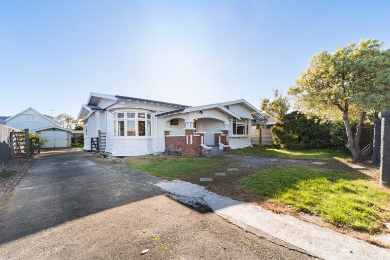 Photo of property in 161 Featherston Street, Takaro, Palmerston North, 4410