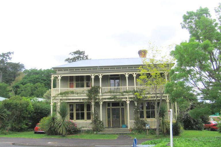 Photo of property in 11 Boundary Street, Te Aroha, 3320