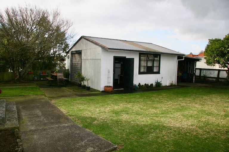 Photo of property in 186 Hakanoa Street, Huntly, 3700