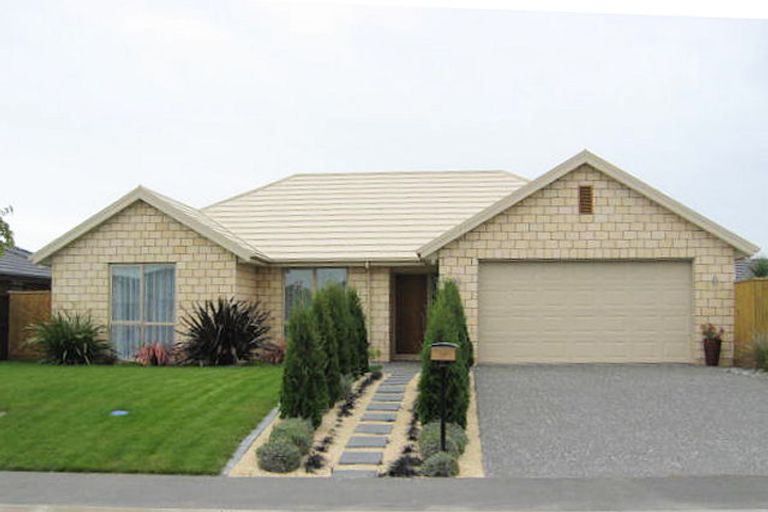 Photo of property in 14 Vasari Grange, Rolleston, 7614