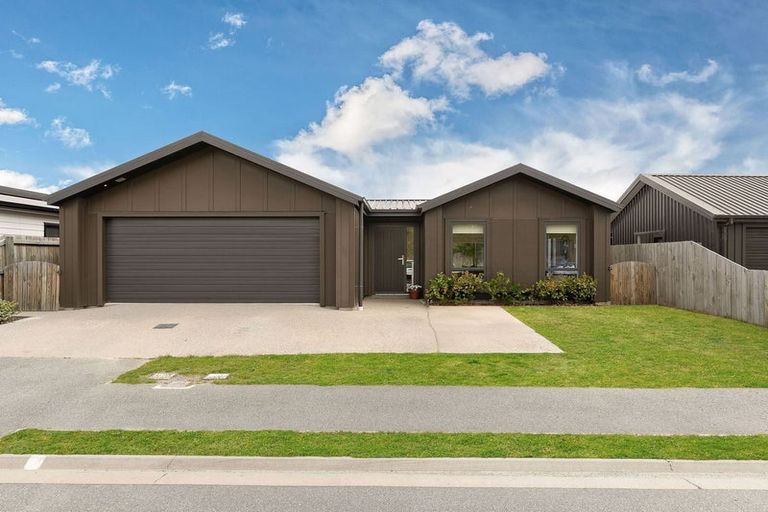 Photo of property in 15 Peterley Road, Lower Shotover, Queenstown, 9304