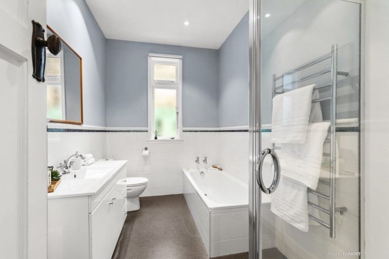 Photo of property in 36 Belvedere Road, Hataitai, Wellington, 6021