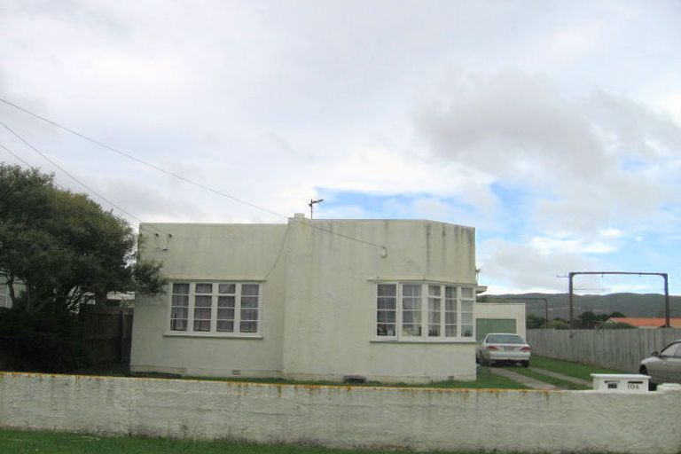 Photo of property in 10 Mclellan Street, Tawa, Wellington, 5028