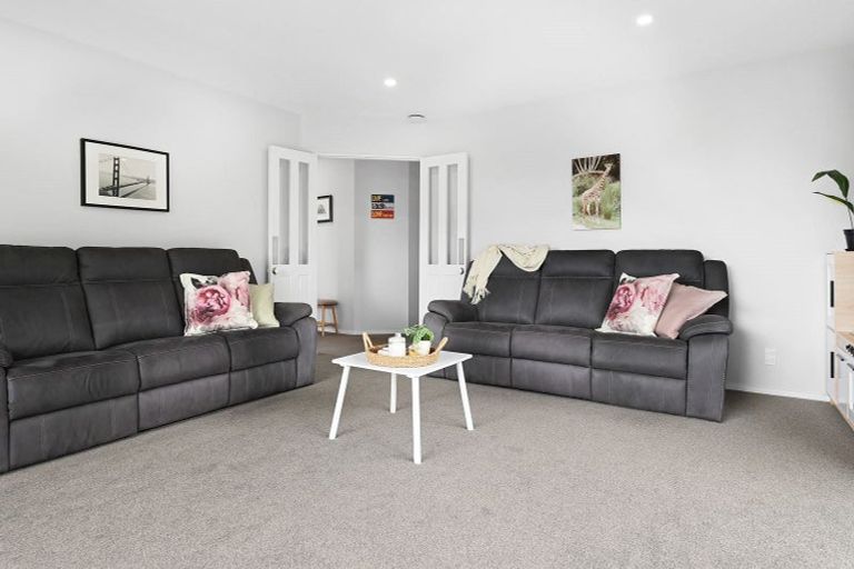 Photo of property in 1/475 Wairakei Road, Burnside, Christchurch, 8053