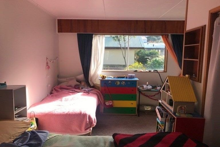 Photo of property in 3/10 Pitoitoi Road, Days Bay, Lower Hutt, 5013