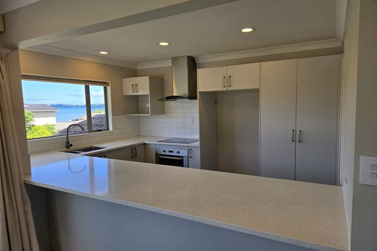 Photo of property in 8 Sunburst Avenue, Snells Beach, 0920